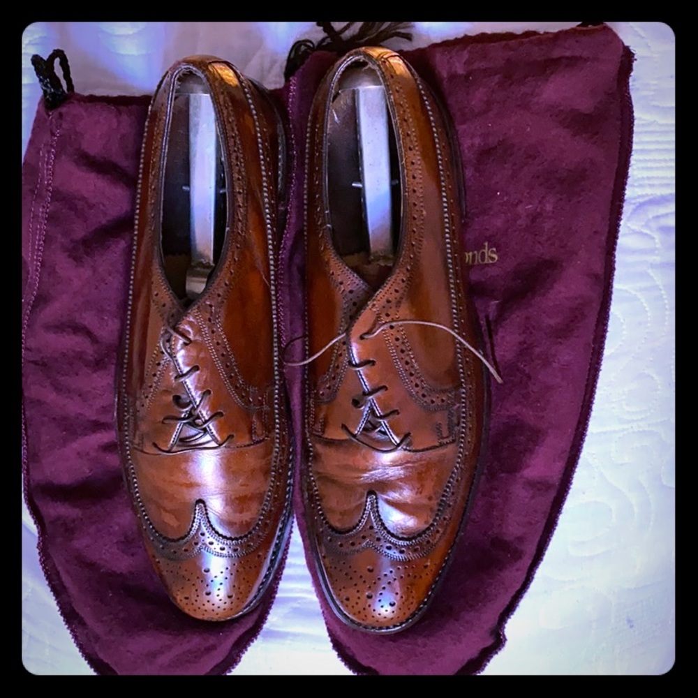 Gently worn dress shoes
